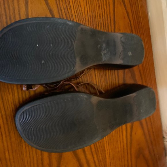 Infinity Sandals - Picture 6 of 6